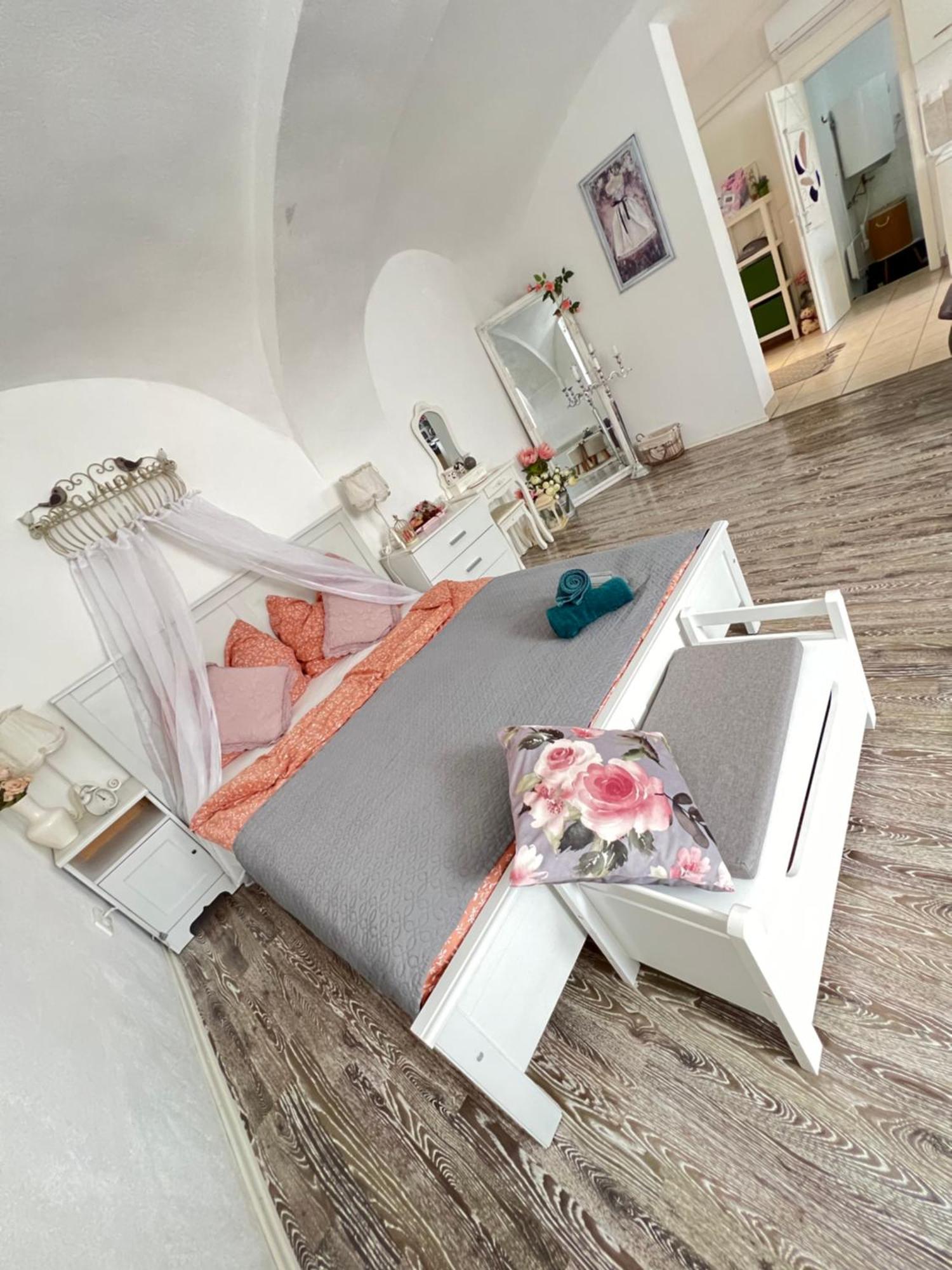 Korona Apartman Székesfehérvár Exteriér fotografie